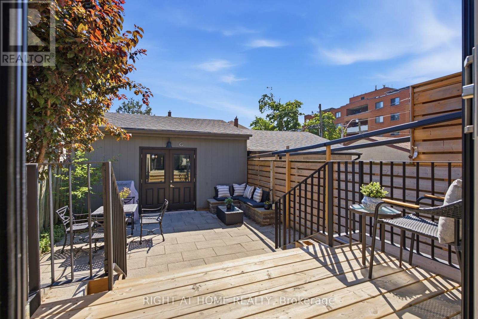 7 Hector Avenue, Toronto, Ontario  M6G 3G2 - Photo 35 - C13570050
