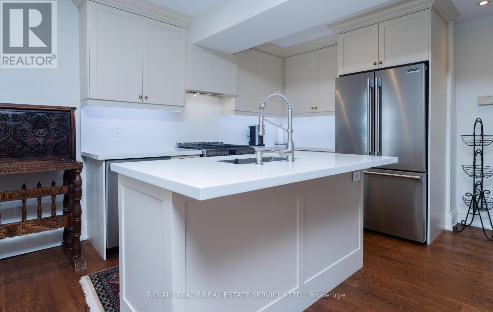 4 - 70 Shaftesbury Avenue, Toronto, Ontario  M4T 1A3 - Photo 12 - C13570076