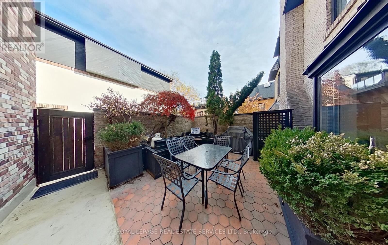 4 - 70 Shaftesbury Avenue, Toronto, Ontario  M4T 1A3 - Photo 3 - C13570076