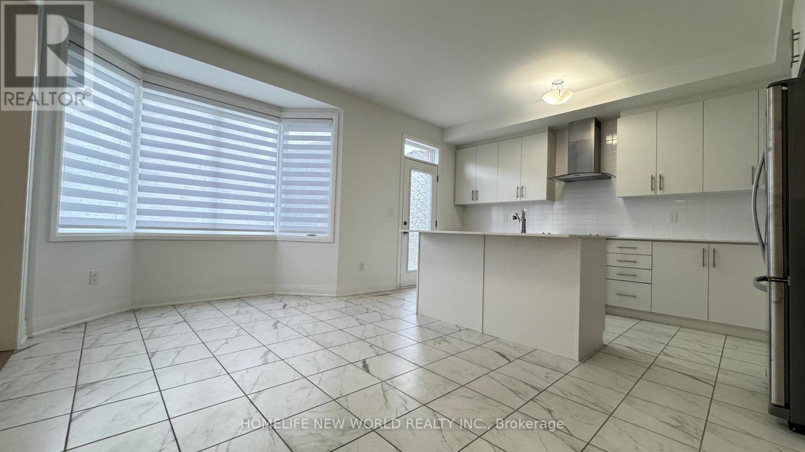33 Marlene Johnston Drive, East Gwillimbury, Ontario L9N 0W7 - Photo 8 - N13569992