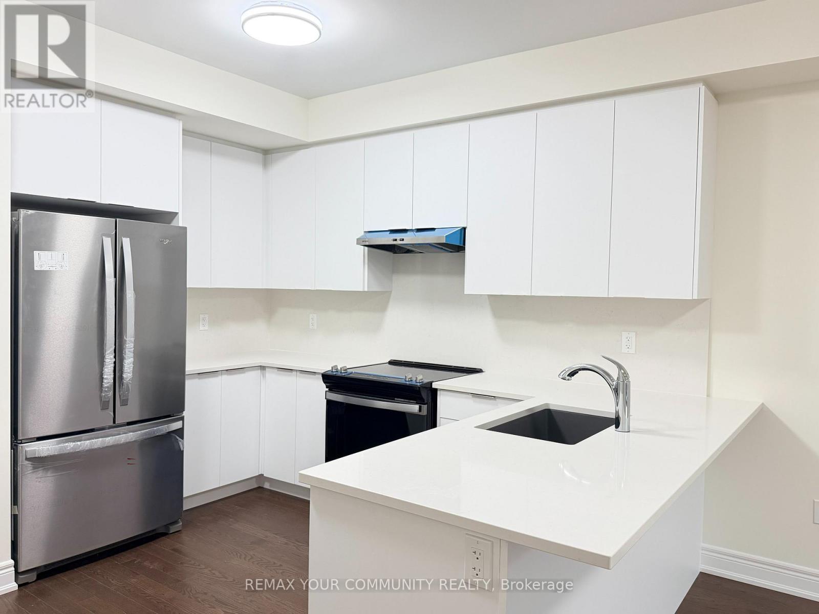 147 Berczy Green Drive, Markham, Ontario  L6C 3P5 - Photo 15 - N13570026