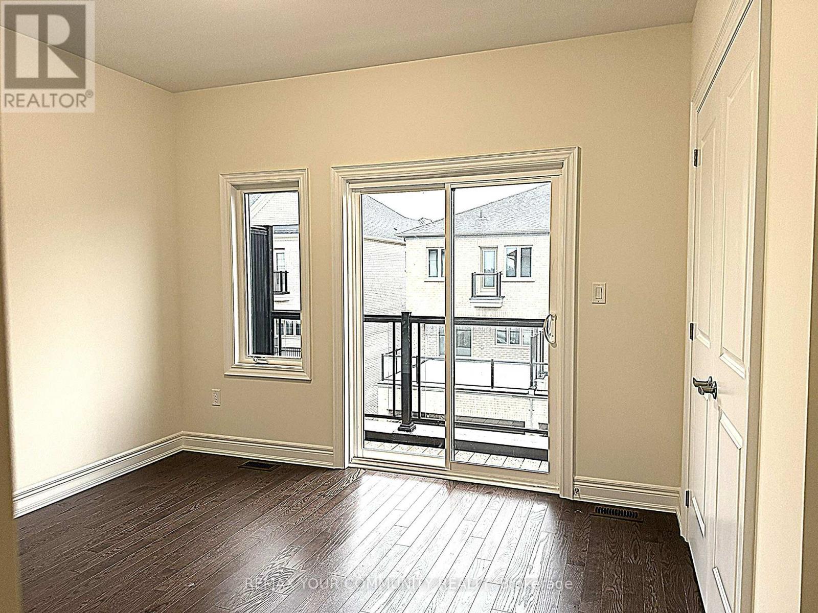 147 Berczy Green Drive, Markham, Ontario  L6C 3P5 - Photo 3 - N13570026