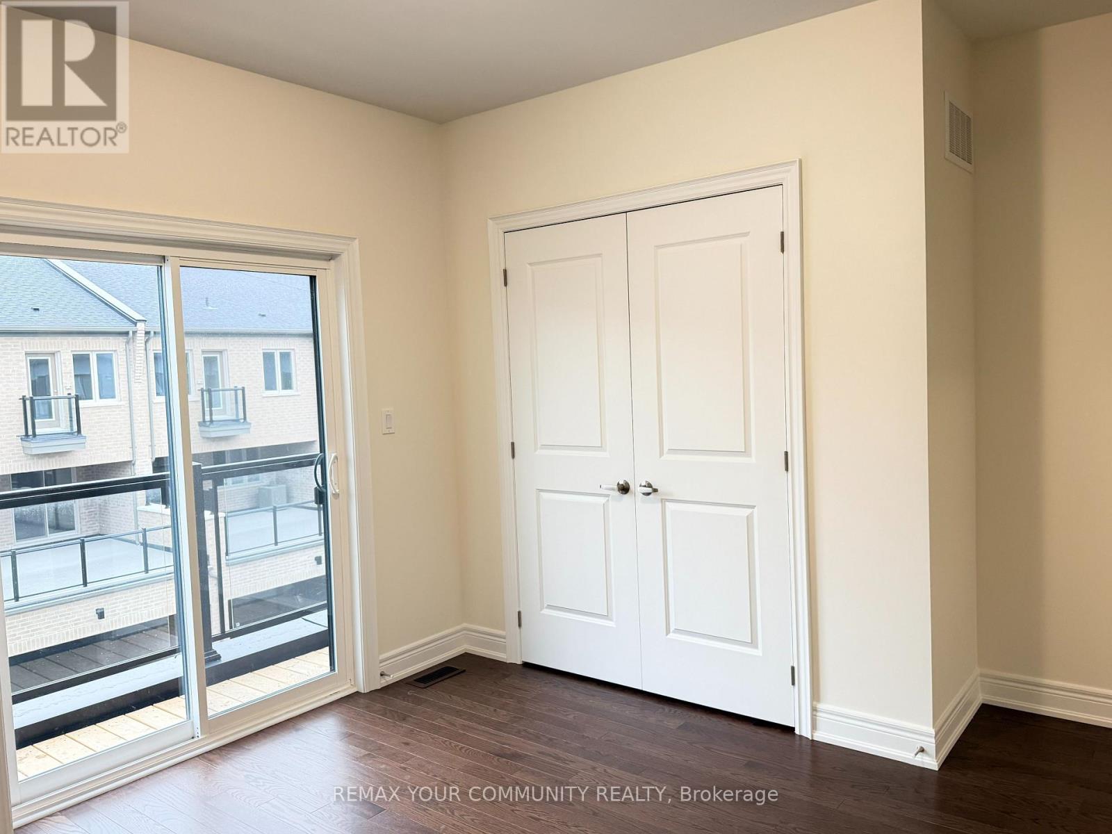 147 Berczy Green Drive, Markham, Ontario  L6C 3P5 - Photo 6 - N13570026