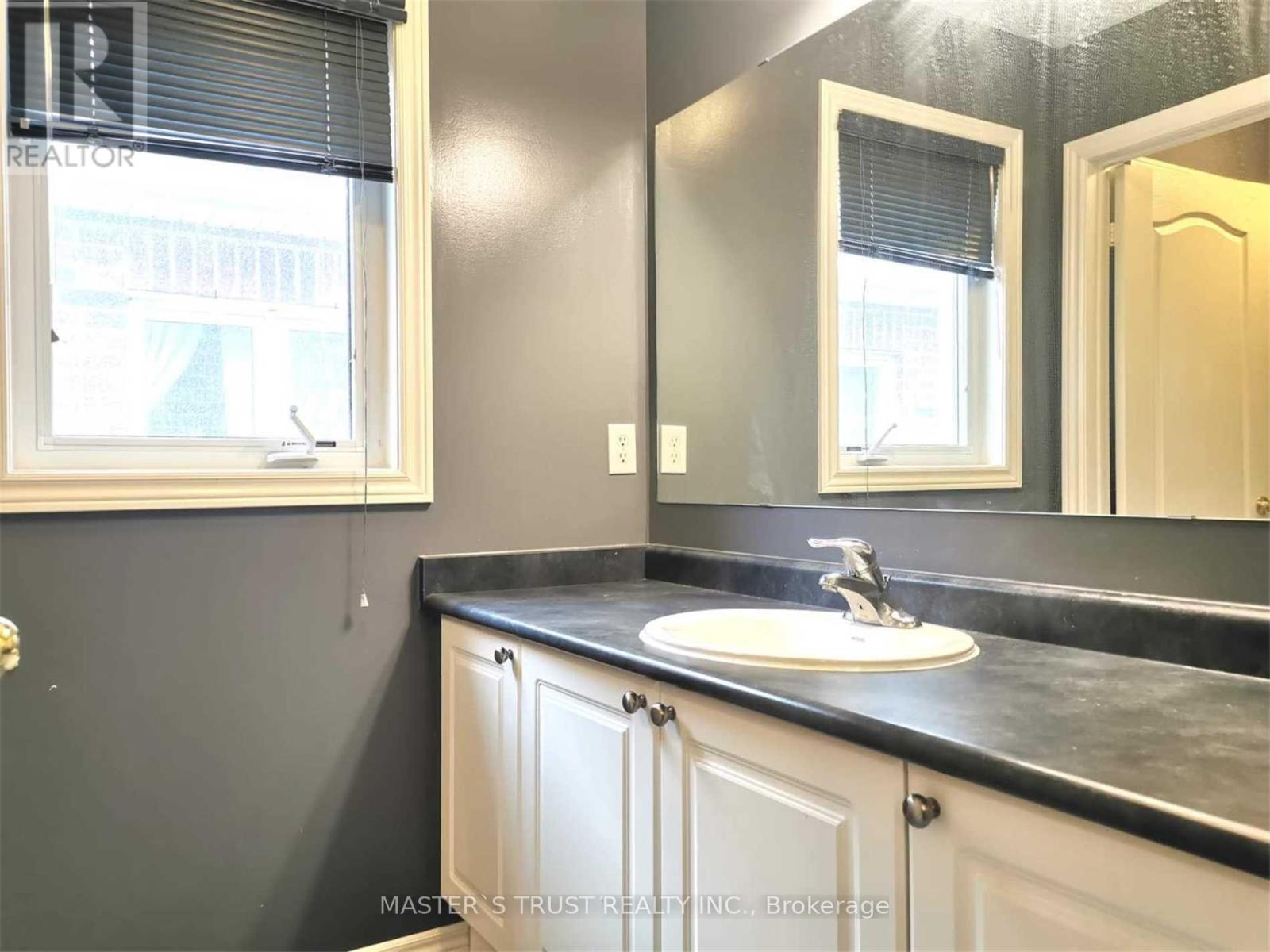 213 River Ridge Boulevard, Aurora, Ontario L4G 7T7 - Photo 19 - N13570090