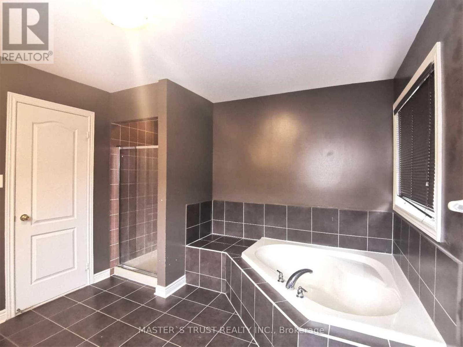 213 River Ridge Boulevard, Aurora, Ontario L4G 7T7 - Photo 24 - N13570090