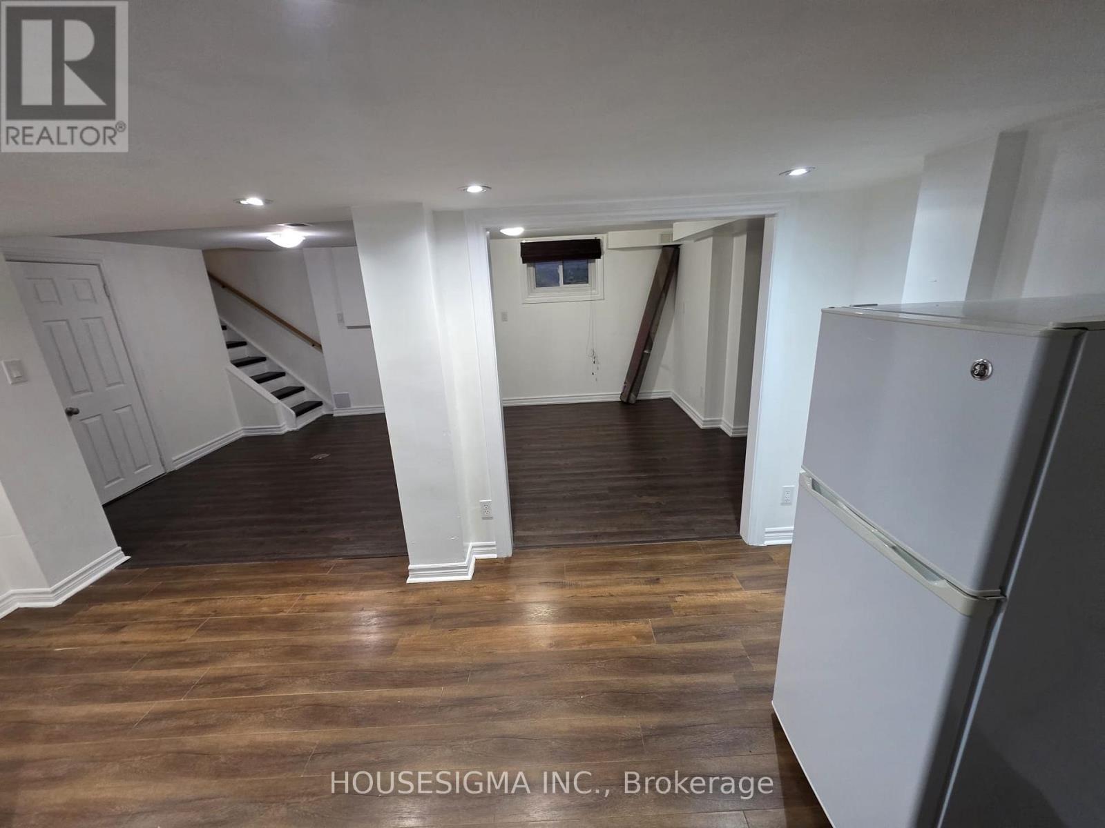 Bsmt - 30 Silvercrest Avenue, Toronto, Ontario M8W 2S4 - Photo 2 - W13570004