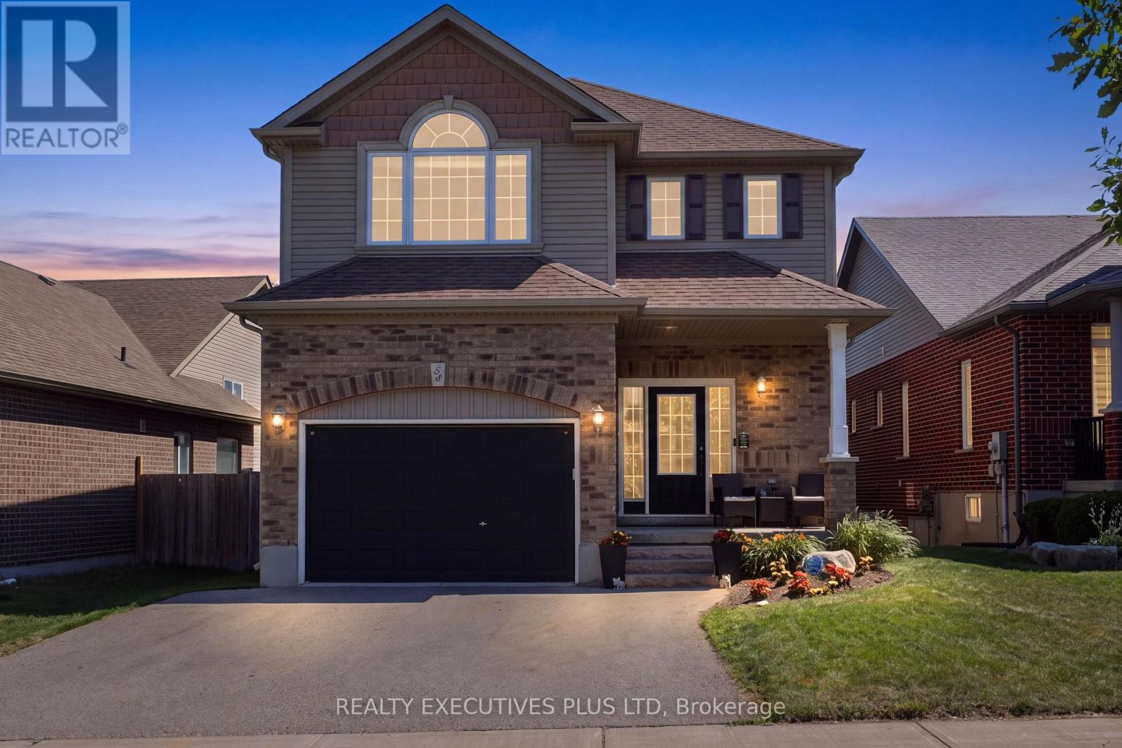 56 Dinnick Crescent, Orangeville, Ontario L9W 0B7 - Photo 1 - W13570054