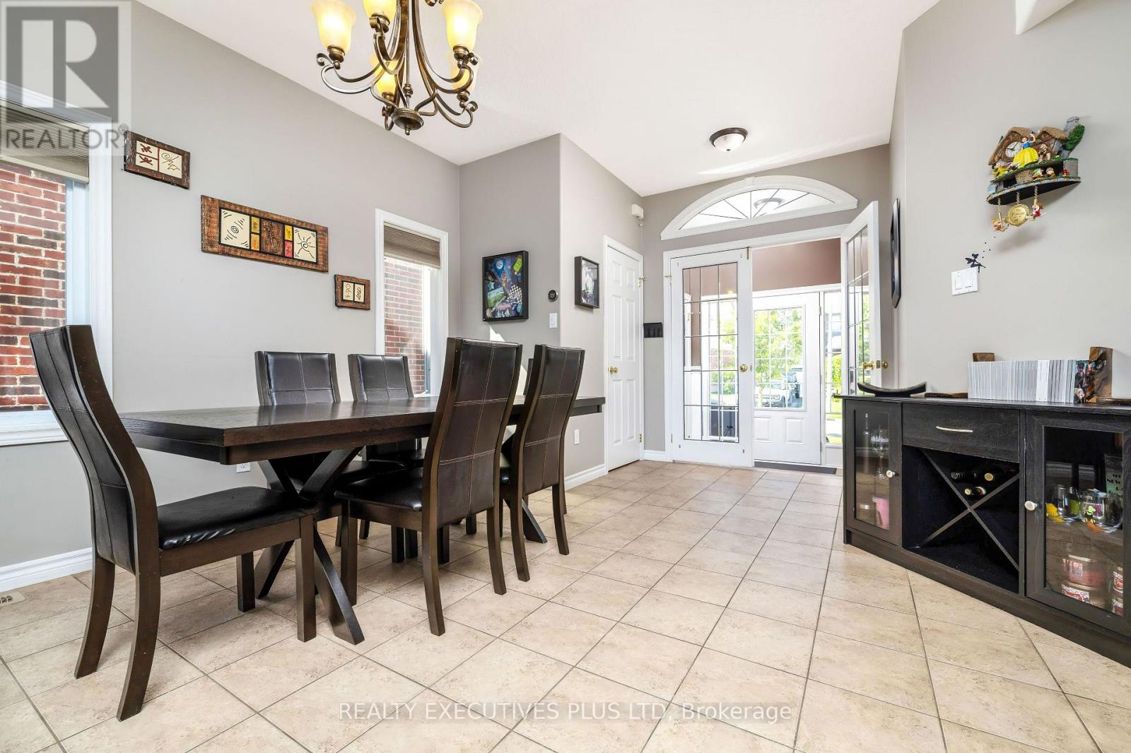 56 Dinnick Crescent, Orangeville, Ontario L9W 0B7 - Photo 5 - W13570054