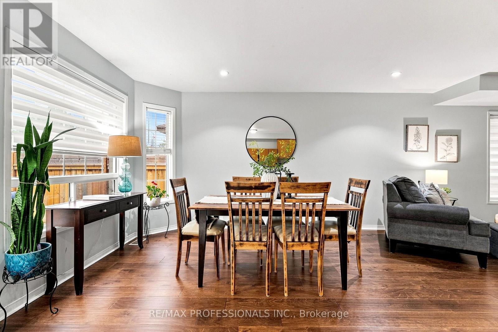 137 Dominion Gardens Drive, Halton Hills, Ontario L7G 6B6 - Photo 19 - W13570058