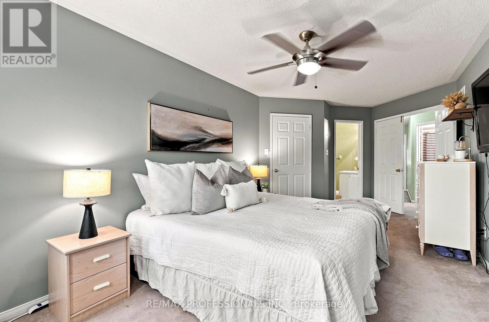 137 Dominion Gardens Drive, Halton Hills, Ontario L7G 6B6 - Photo 23 - W13570058
