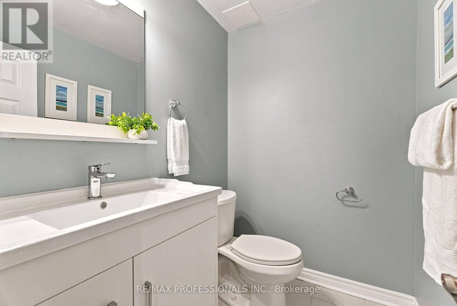 137 Dominion Gardens Drive, Halton Hills, Ontario L7G 6B6 - Photo 36 - W13570058