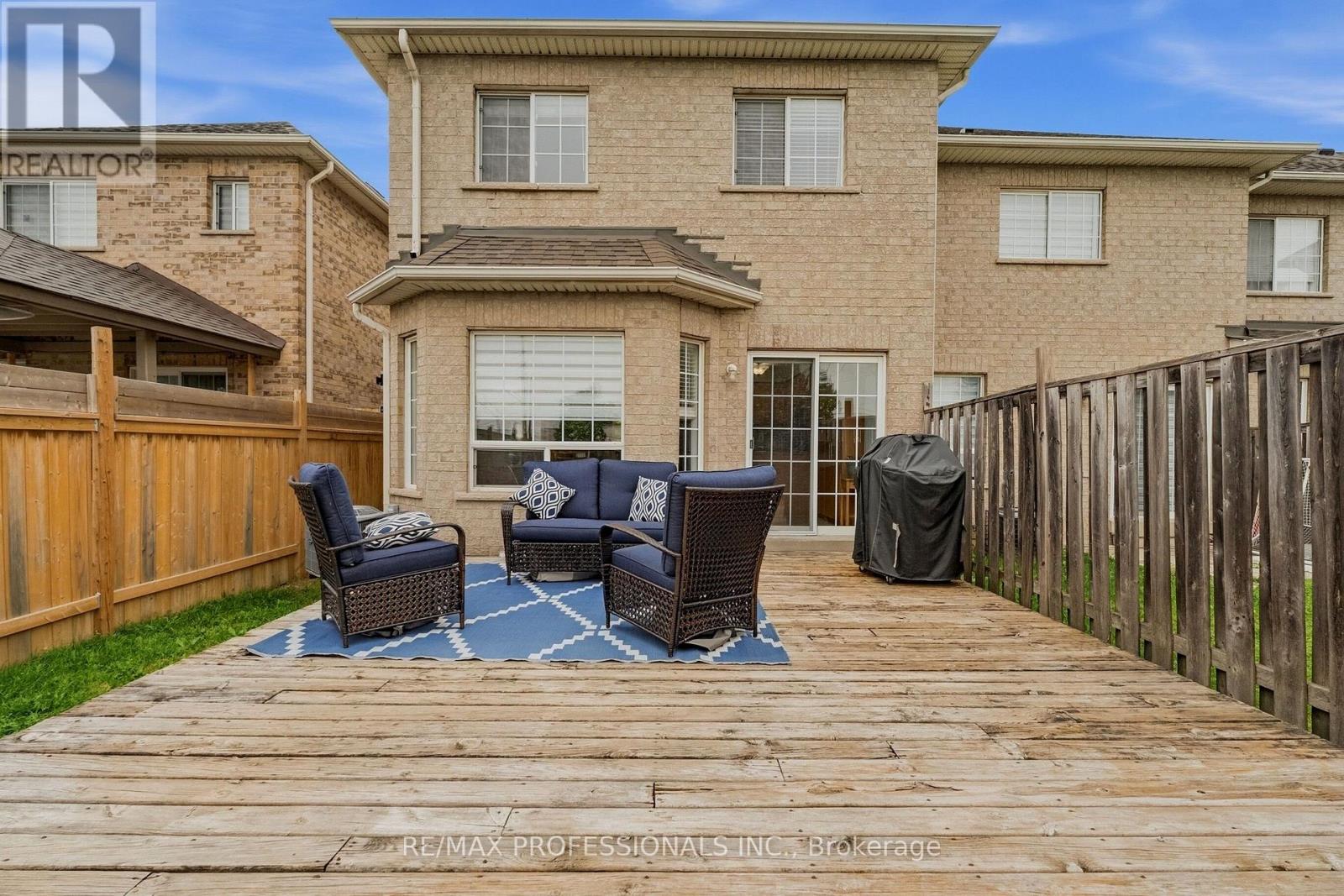 137 Dominion Gardens Drive, Halton Hills, Ontario L7G 6B6 - Photo 37 - W13570058