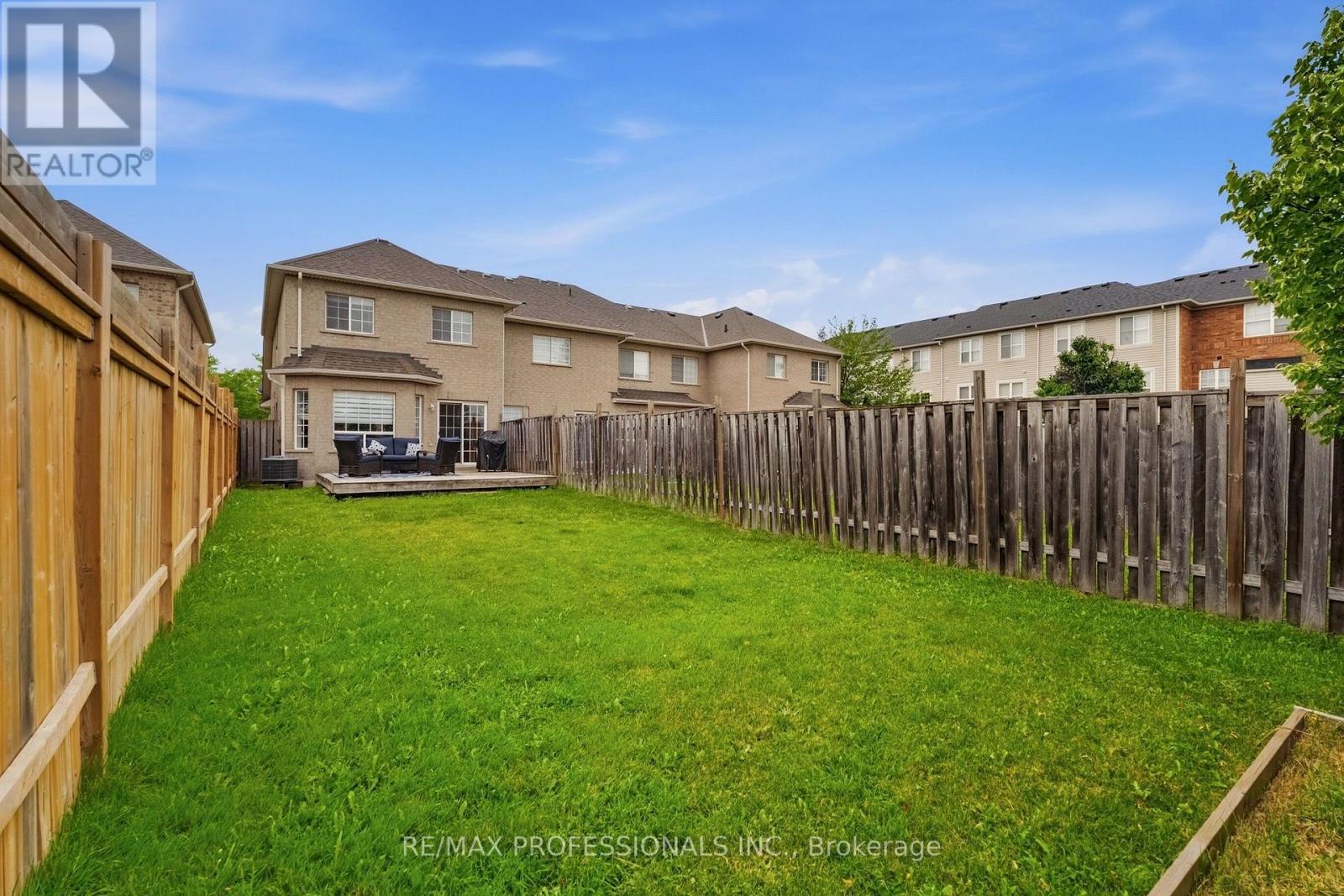 137 Dominion Gardens Drive, Halton Hills, Ontario L7G 6B6 - Photo 39 - W13570058