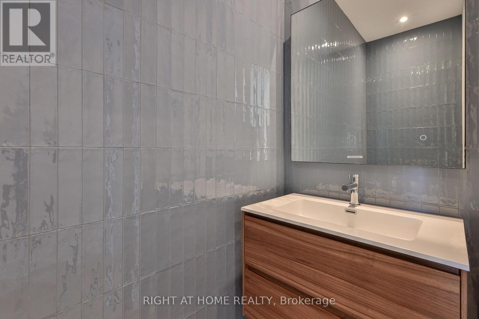 Laneway House - 266 Indian Grove, Toronto, Ontario M6P 2H5 - Photo 5 - W13570118