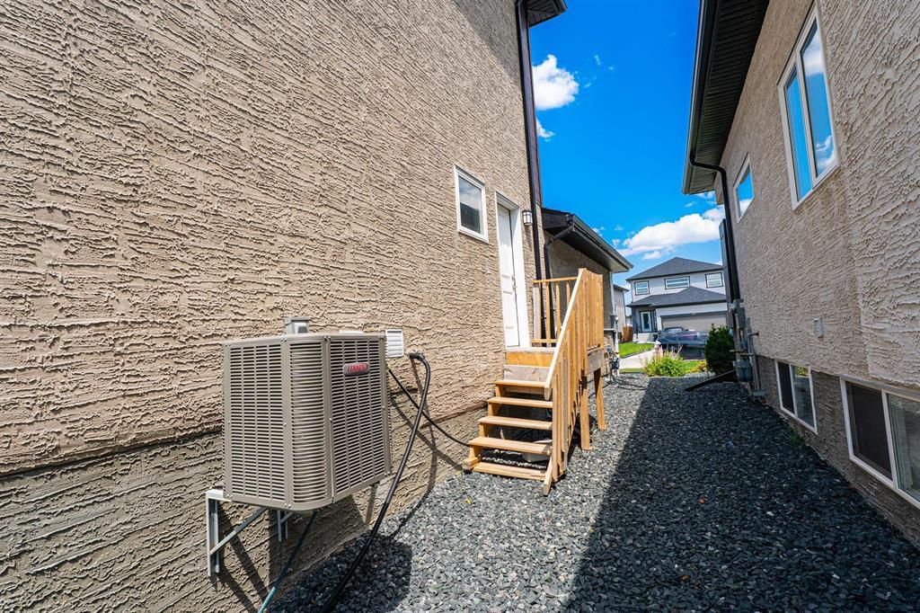 40 Berry Hill Road, Winnipeg, Manitoba  R0G 2W0 - Photo 42 - 202616220