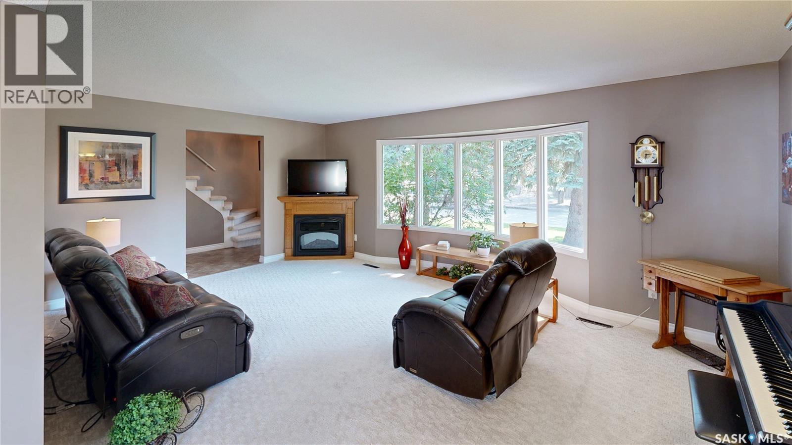 2902 Lacon Street, Regina, Saskatchewan  S4N 2A8 - Photo 3 - SK042736