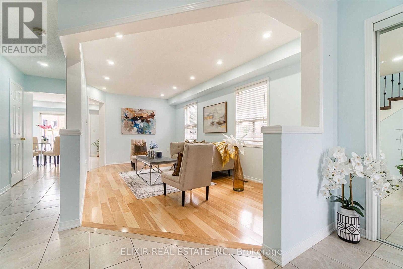 Upper Level - 29 Timbertop Crescent, Brampton, Ontario  L6R 3J1 - Photo 6 - W13570182