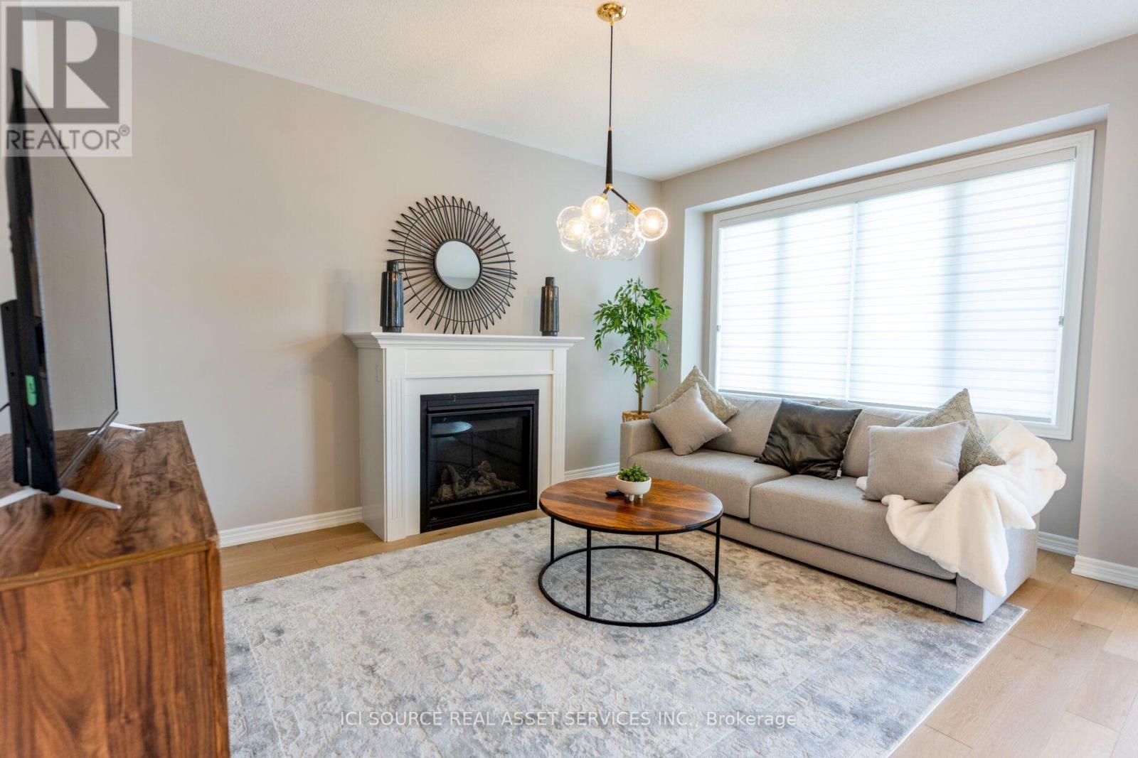 648 Lemay Grove, Peterborough, Ontario  K9K 0G9 - Photo 4 - X13570172