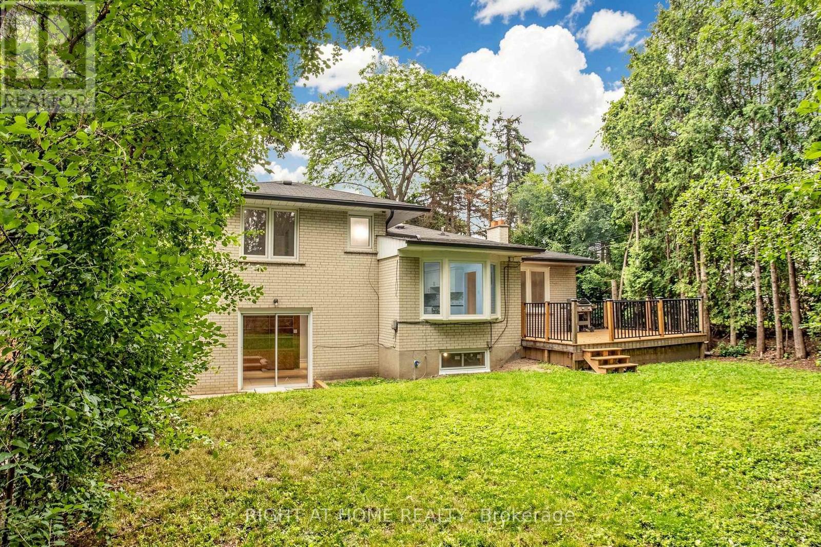 6 Colonnade Road, Toronto, Ontario M2K 2L5 - Photo 21 - C13570284