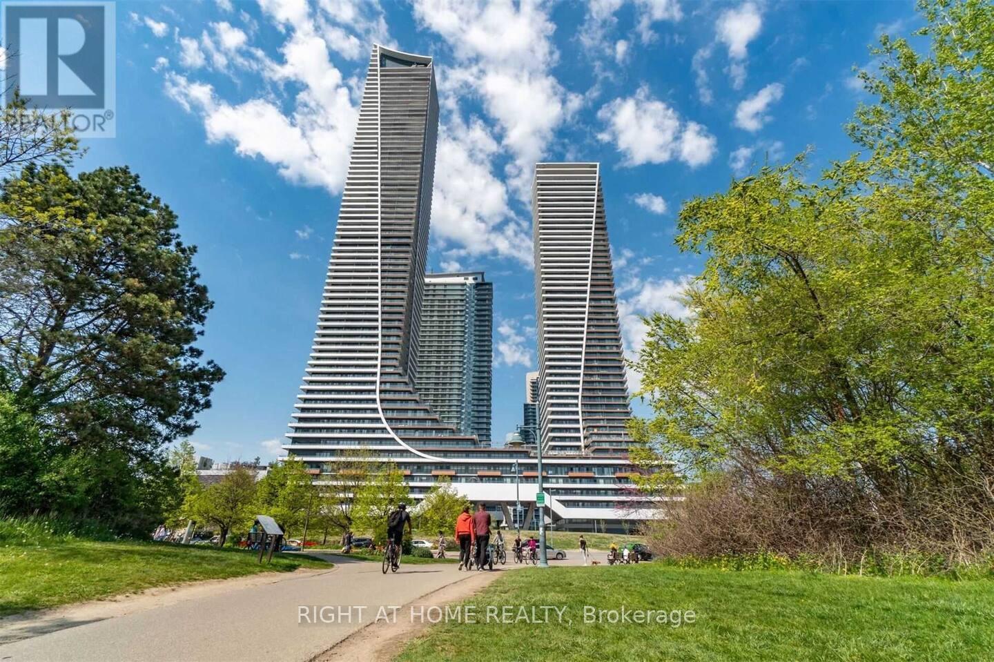 3212 - 30 Shore Breeze Drive, Toronto, Ontario  M8V 0J1 - Photo 2 - W13570276
