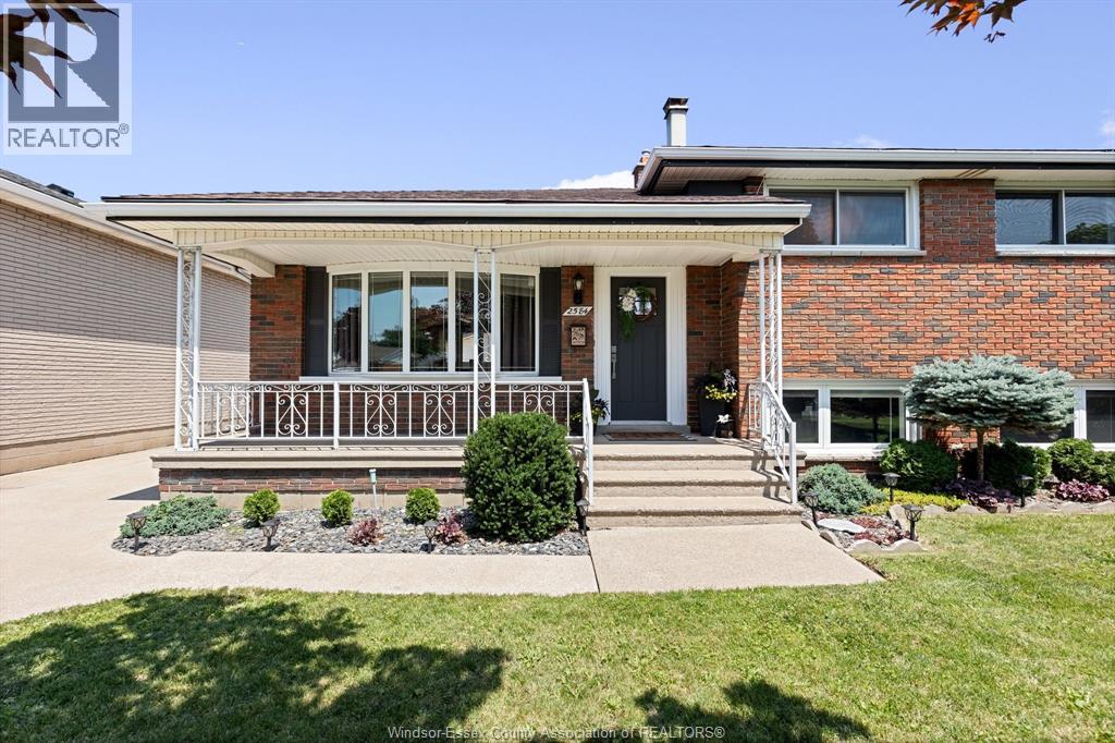 2584 Rivard Ave, Windsor, Ontario  N8T 2H3 - Photo 1 - 26016932