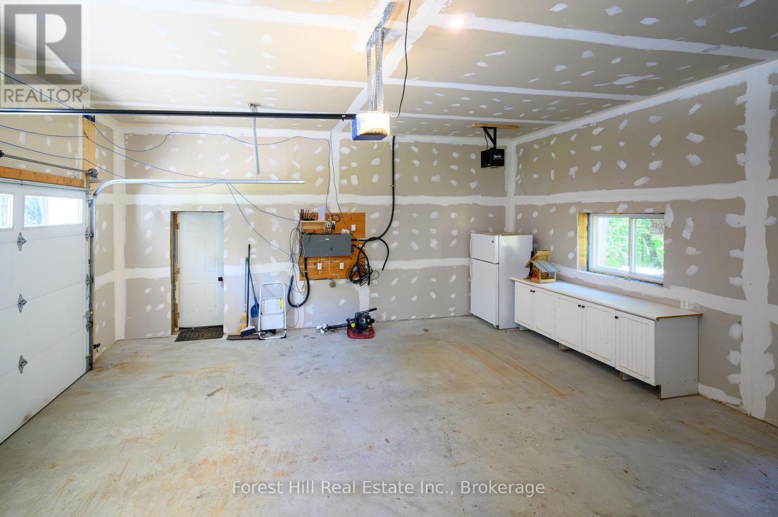 315 North Fox Lake Road W, Huntsville, Ontario  P1H 2J2 - Photo 34 - X13568016