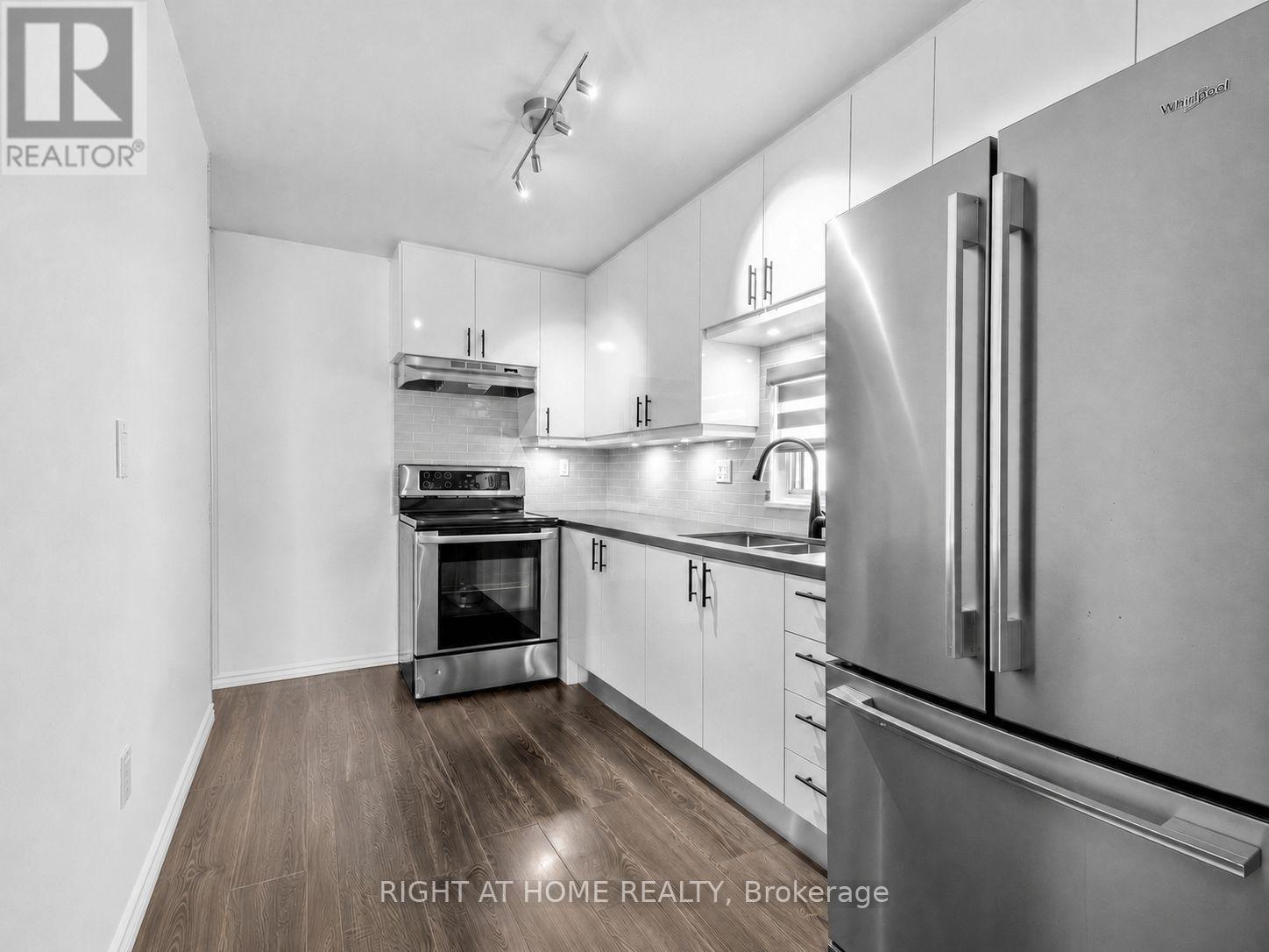 44 Westbourne Avenue, Toronto, Ontario M1L 2Y4 - Photo 10 - E13568422