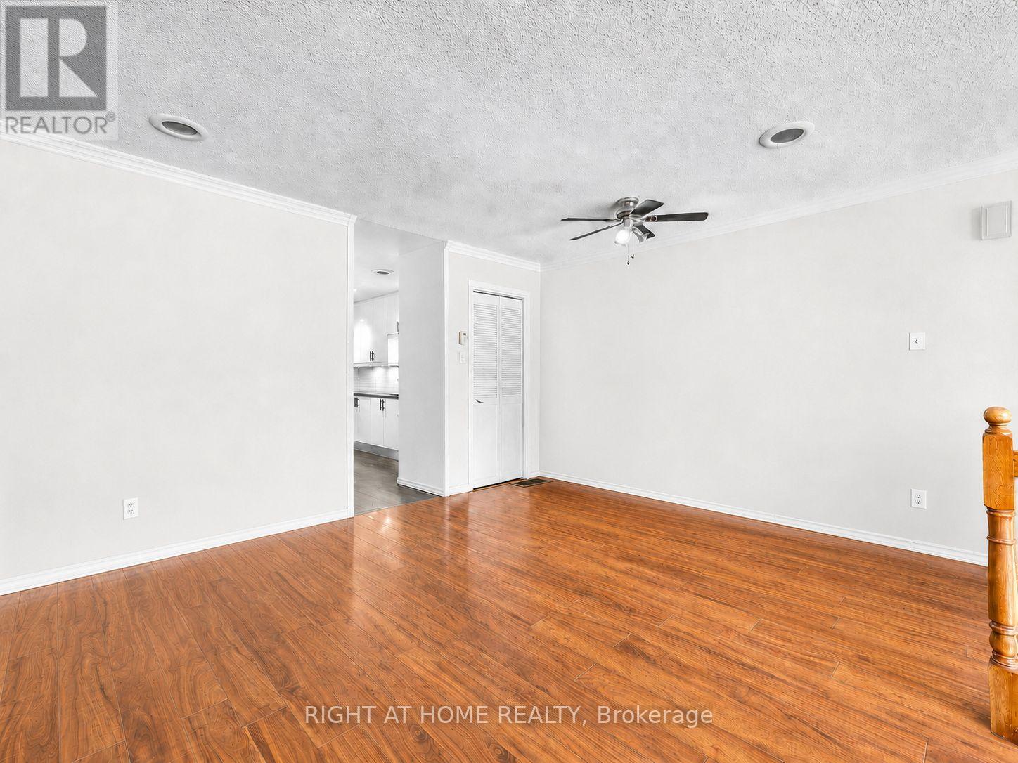 44 Westbourne Avenue, Toronto, Ontario M1L 2Y4 - Photo 6 - E13568422