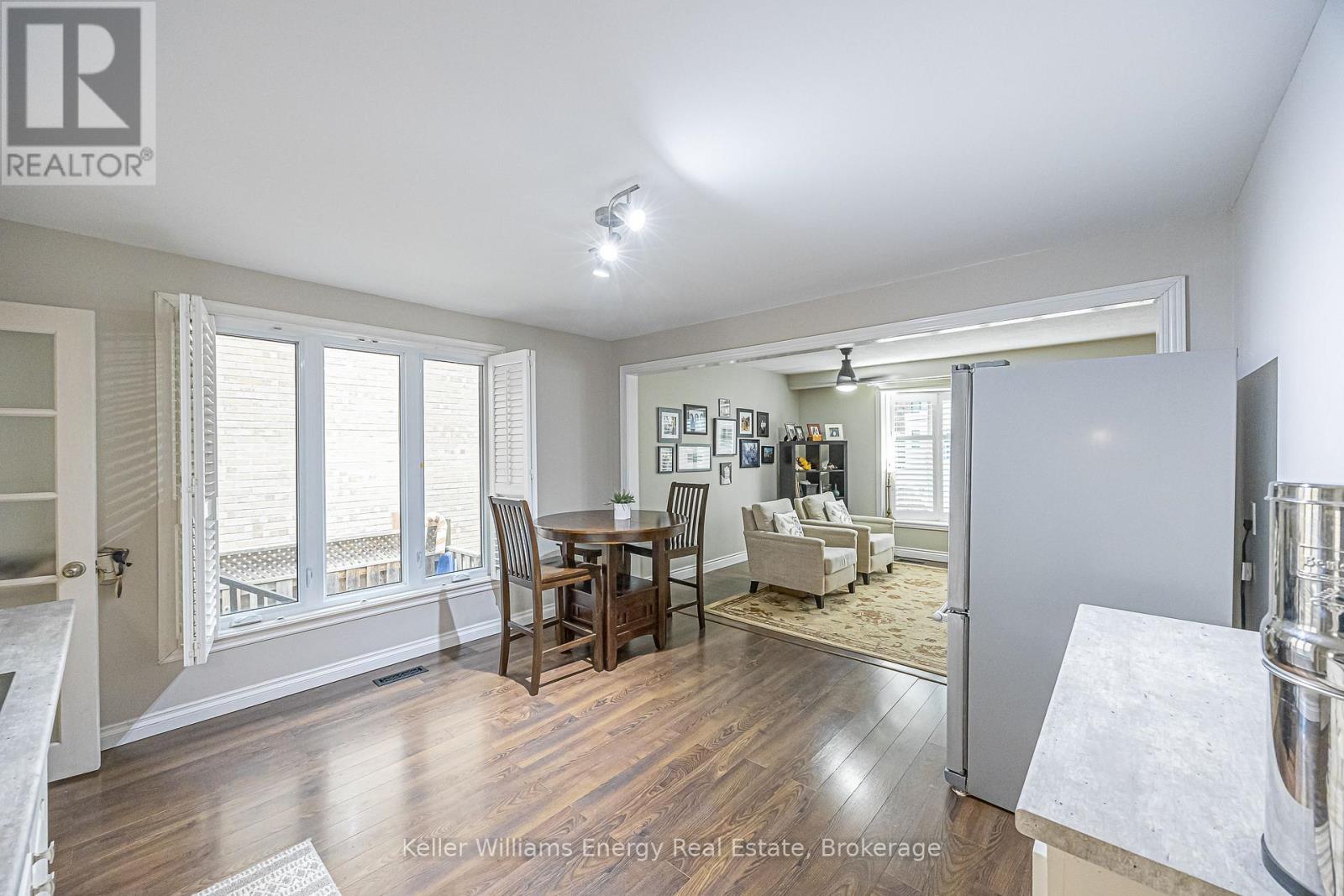 812 Douglas Avenue, Pickering, Ontario  L1W 1N3 - Photo 16 - E13570396