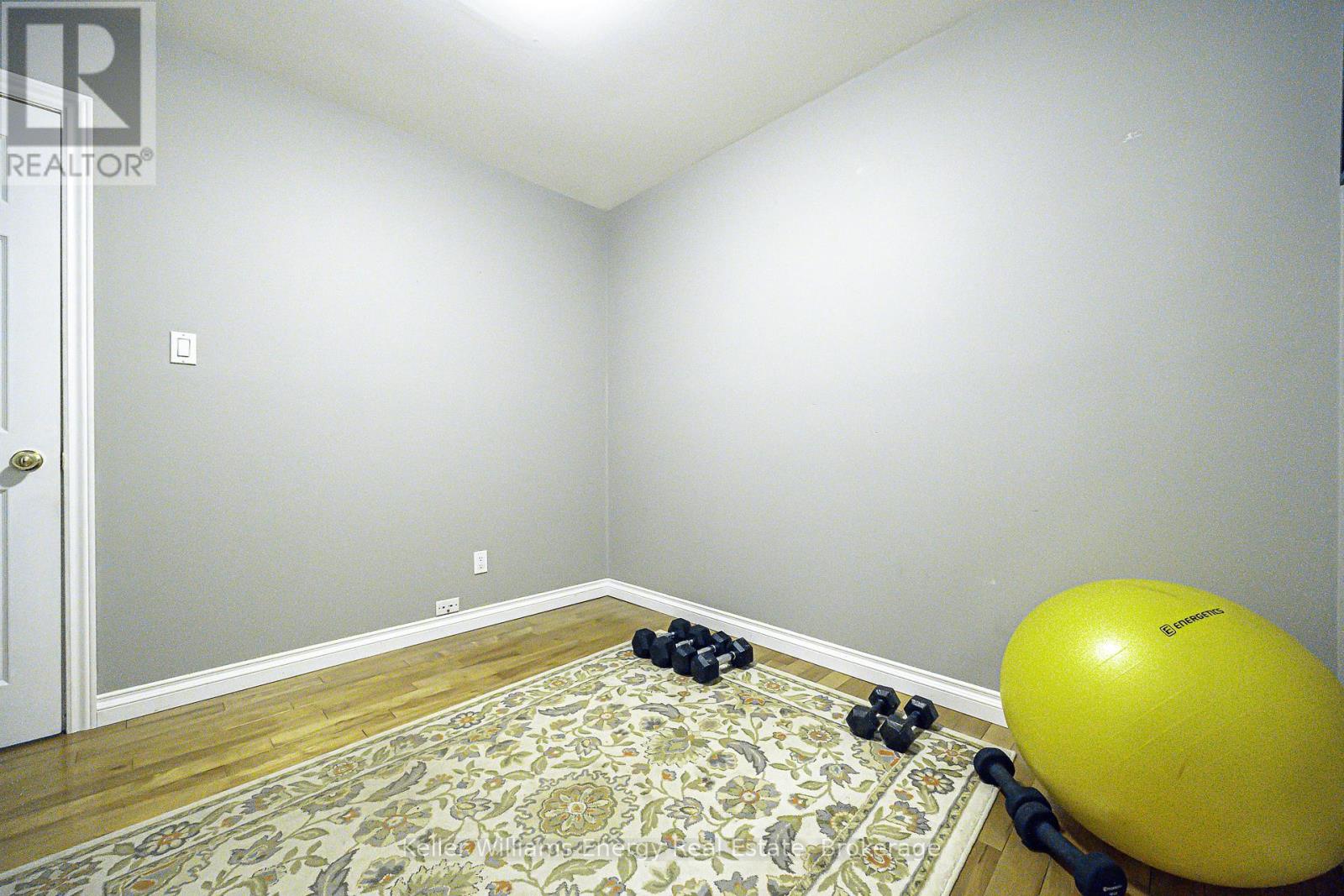 812 Douglas Avenue, Pickering, Ontario  L1W 1N3 - Photo 30 - E13570396