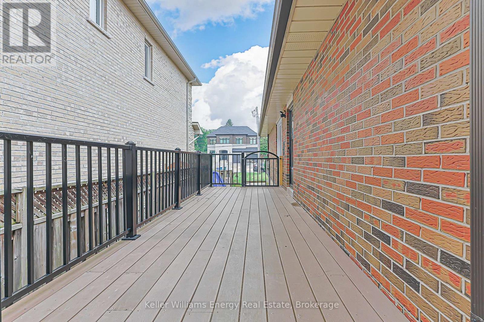 812 Douglas Avenue, Pickering, Ontario  L1W 1N3 - Photo 45 - E13570396