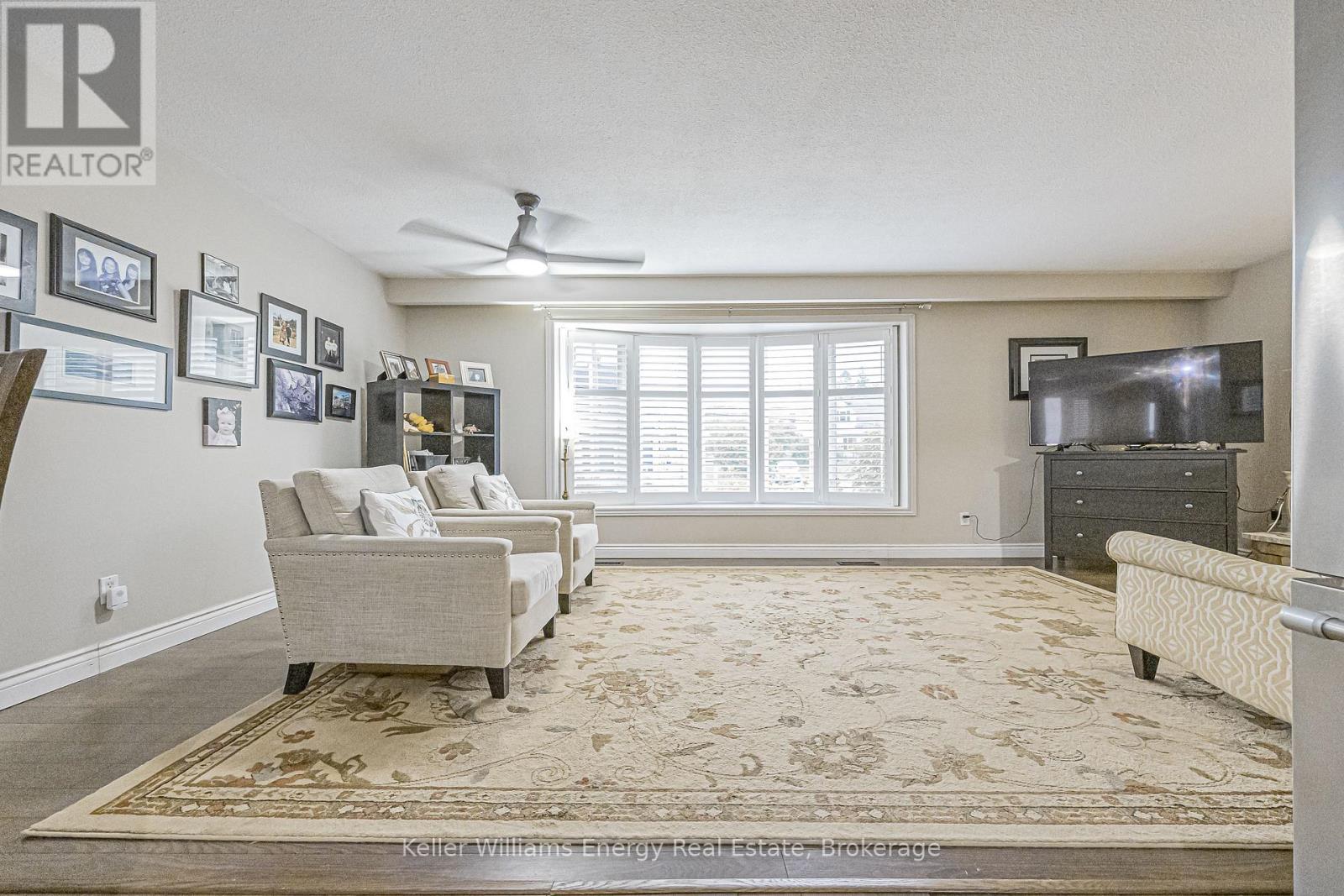 812 Douglas Avenue, Pickering, Ontario  L1W 1N3 - Photo 7 - E13570396