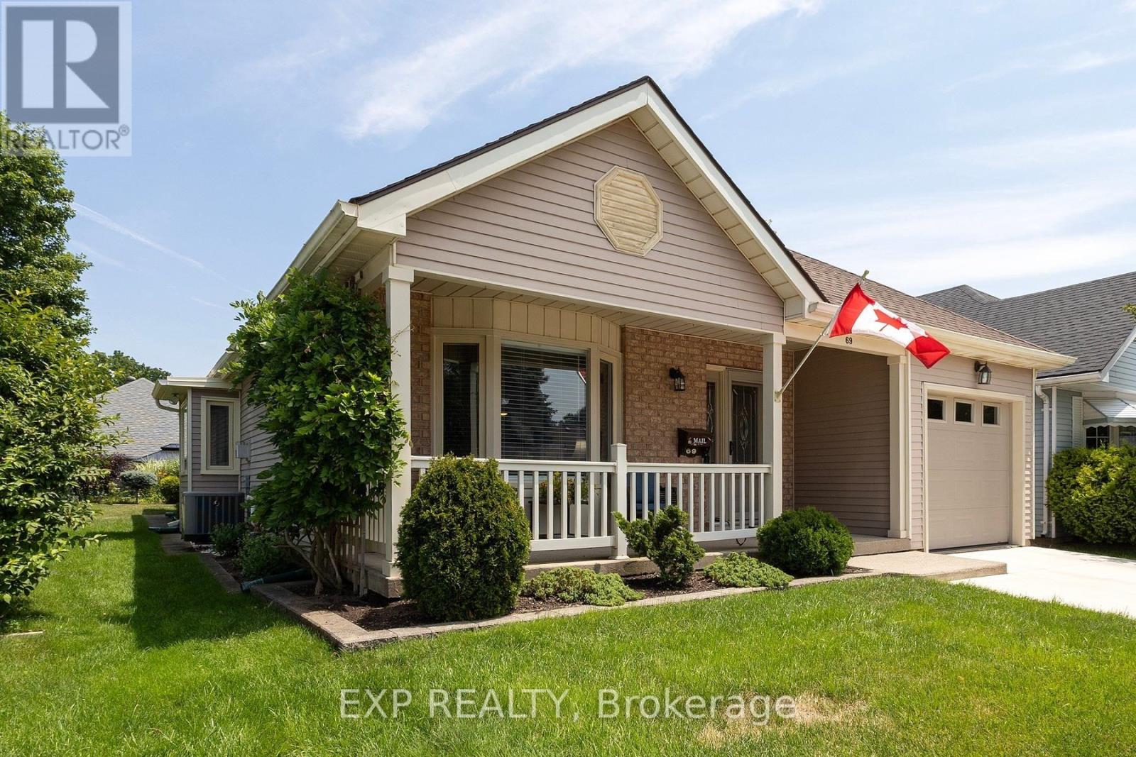69 HAWKINS CRESCENT, Tillsonburg