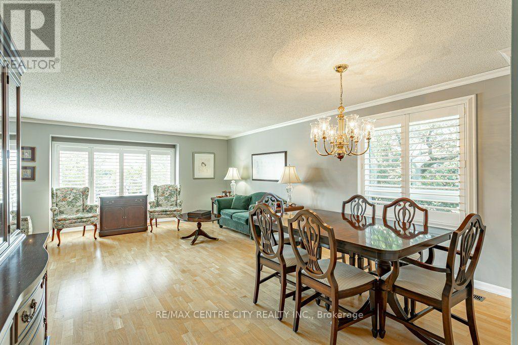 39 Bonnybank Court, Kitchener, Ontario  N2E 3B9 - Photo 13 - X13570340