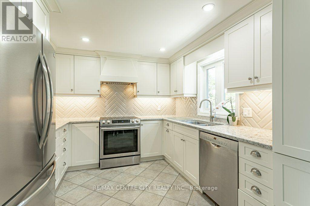 39 Bonnybank Court, Kitchener, Ontario  N2E 3B9 - Photo 15 - X13570340