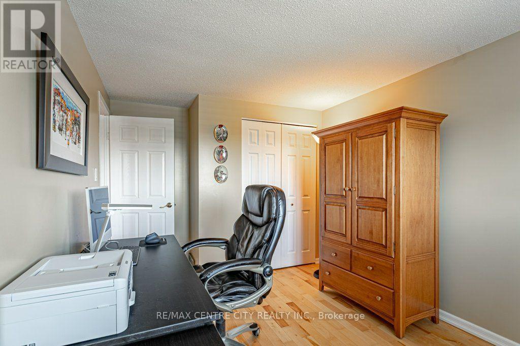 39 Bonnybank Court, Kitchener, Ontario  N2E 3B9 - Photo 23 - X13570340