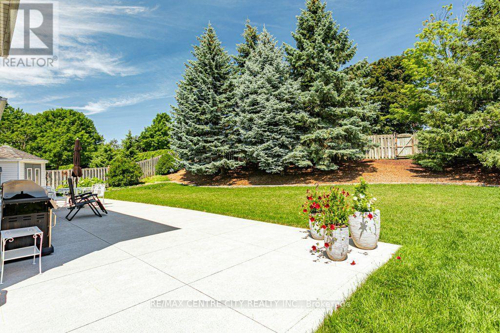39 Bonnybank Court, Kitchener, Ontario  N2E 3B9 - Photo 29 - X13570340
