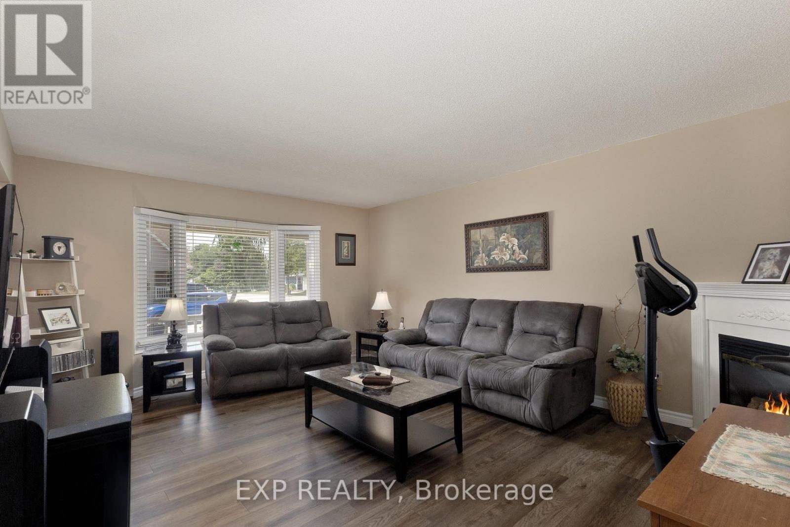 69 Hawkins Crescent, Tillsonburg, Ontario  N4G 5K7 - Photo 11 - X13570366