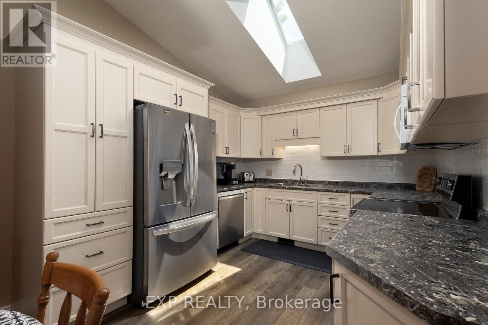 69 Hawkins Crescent, Tillsonburg, Ontario  N4G 5K7 - Photo 5 - X13570366
