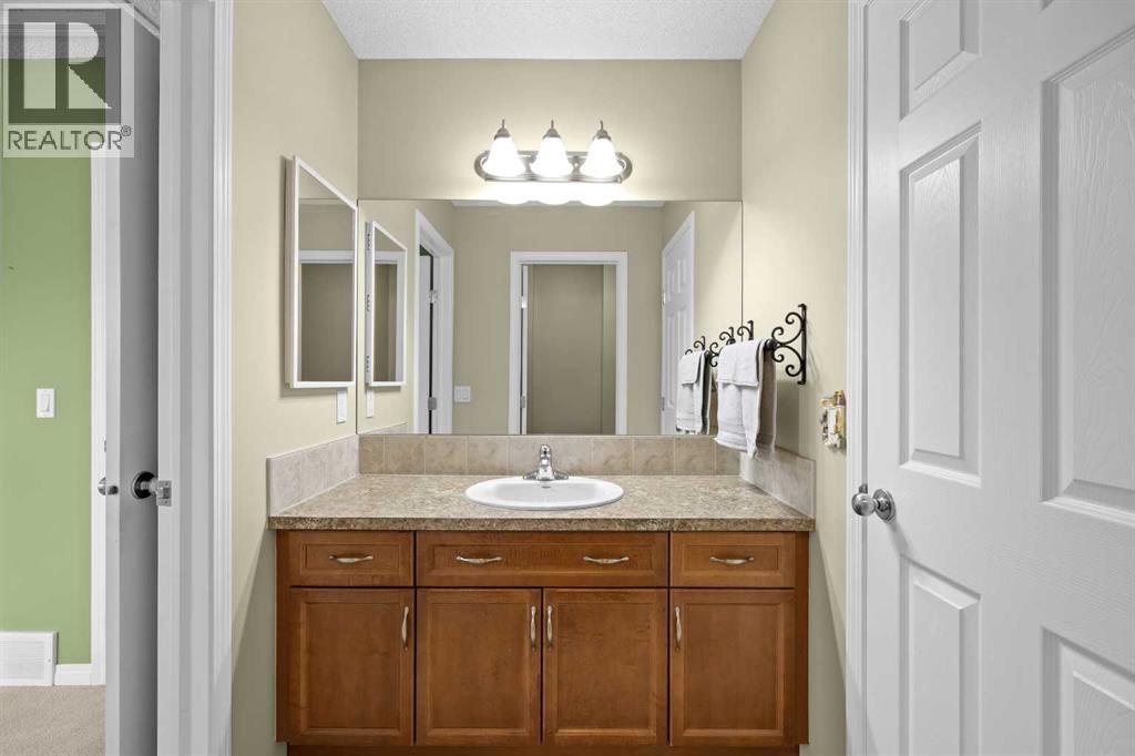 298 Silverado Plains Close Sw, Calgary, Alberta  T2X 0J2 - Photo 34 - A2328127