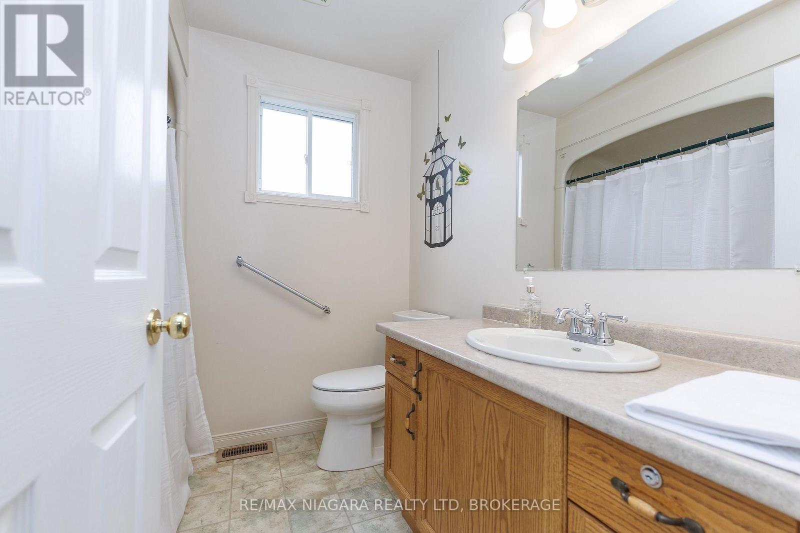 58 Adelaide Street, Fort Erie, Ontario  L2A 5K5 - Photo 23 - X13570398