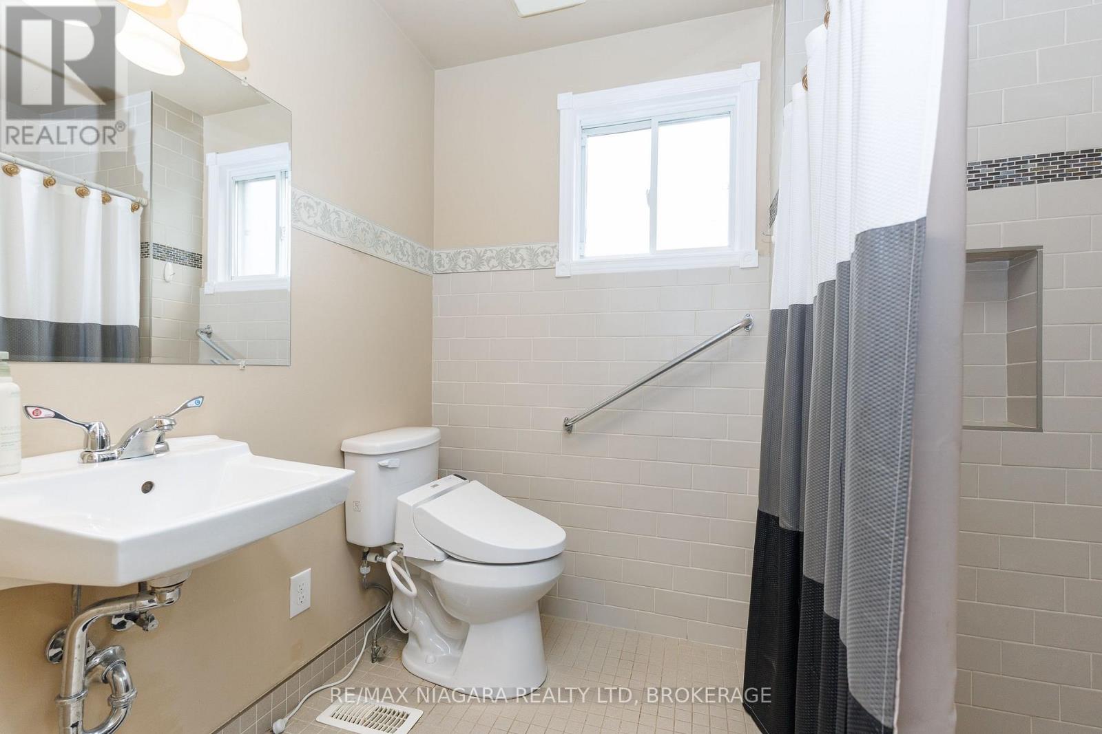 58 Adelaide Street, Fort Erie, Ontario  L2A 5K5 - Photo 26 - X13570398