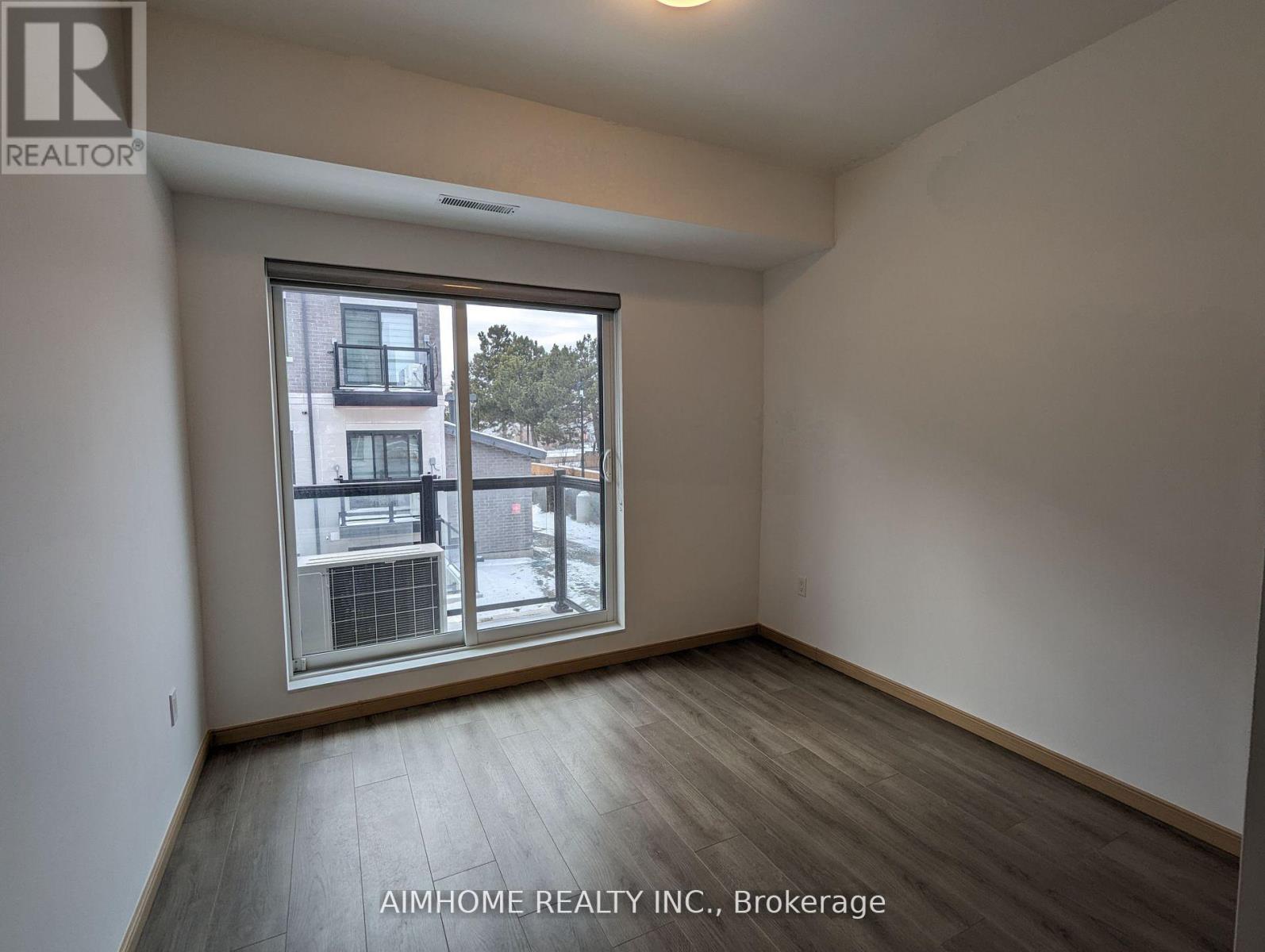 209 - 60 Morecambe Gate, Toronto, Ontario  M1W 2N6 - Photo 4 - E13570390