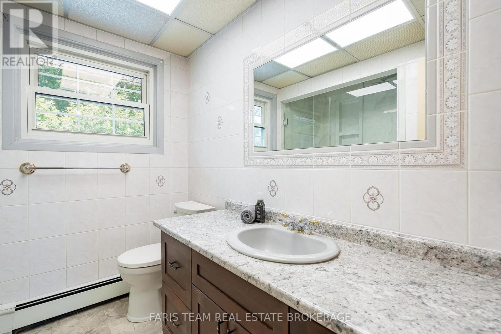 51 Davies Crescent, Barrie, Ontario L4M 2M4 - Photo 27 - S13570378