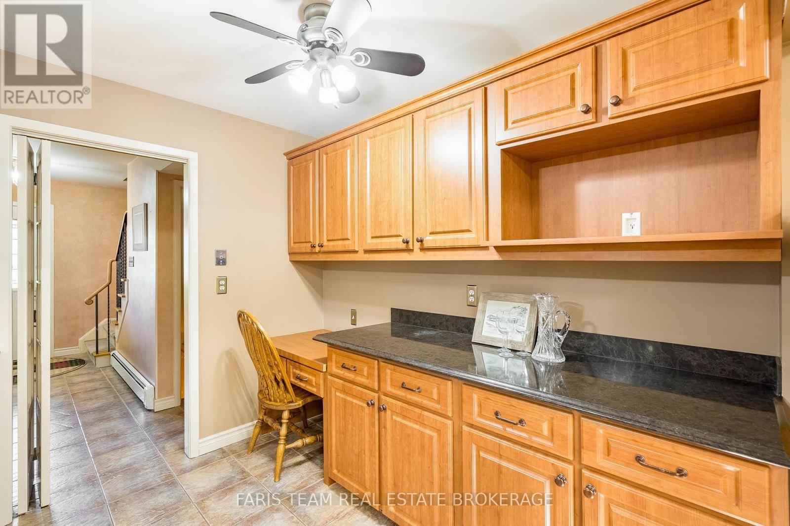 51 Davies Crescent, Barrie, Ontario L4M 2M4 - Photo 9 - S13570378