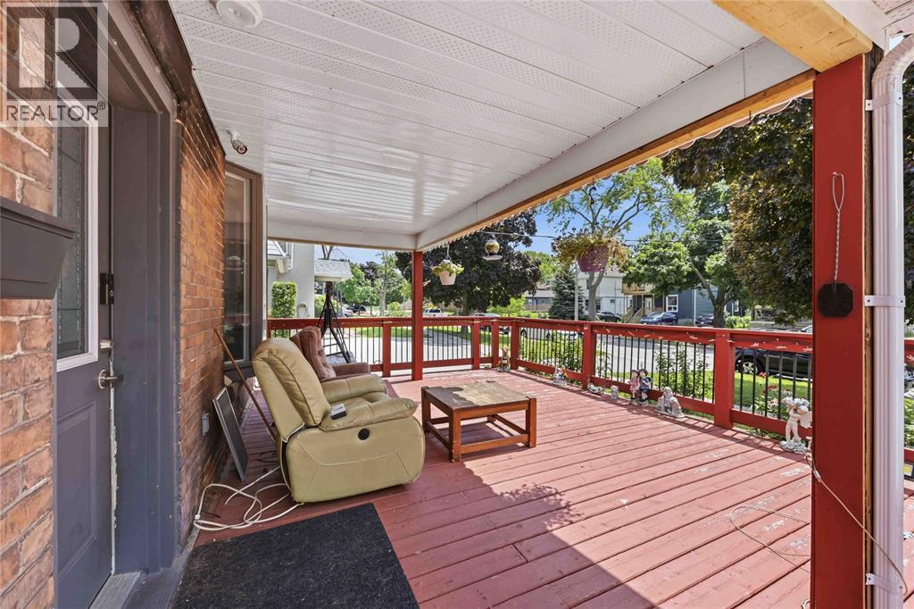 136 Durand Street, Sarnia, Ontario  N7T 5A2 - Photo 4 - 26016433