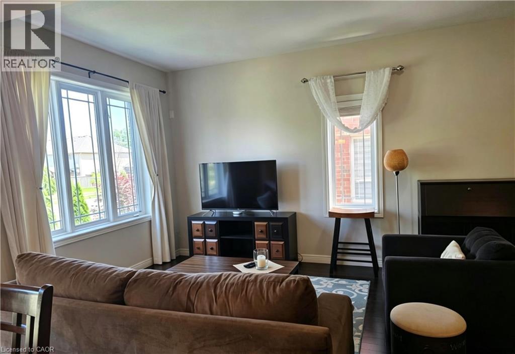 6 Chestnut Drive Unit# 9, Grimsby, Ontario  L3M 0B6 - Photo 3 - 40847044