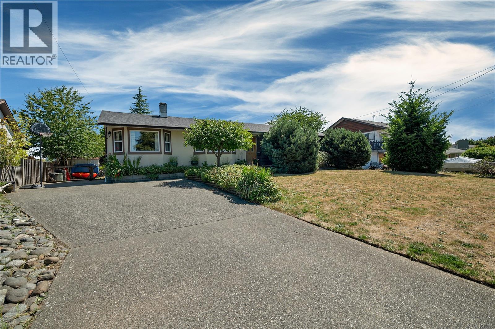 885 Shellbourne Blvd