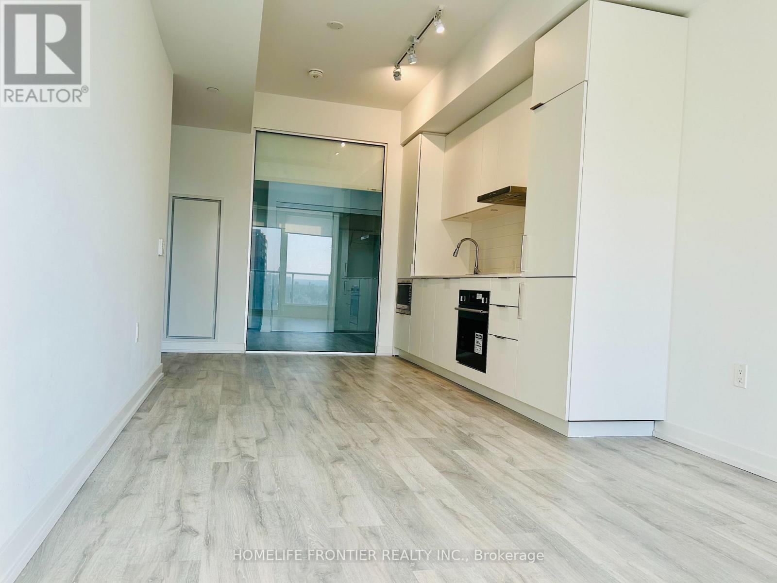 N835 - 7 Golden Lion Heights, Toronto, Ontario  M2M 0C1 - Photo 2 - C13570500