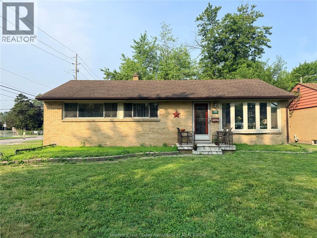 MLS# 26017085: 3199 MARK, Windsor, Canada